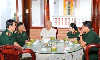 Đại tướng Lê Văn Dũng - Nhà lãnh đạo quân đội xuất sắc, giản dị, gần gũi