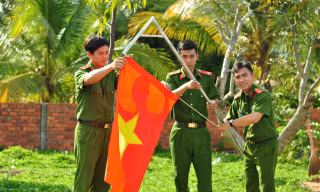 Tuổi trẻ Công an Cần Thơ hỗ trợ gần 2 tỉ đồng an sinh xã hội