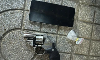 Kiểm tra nồng độ cồn, phát hiện ma túy và súng