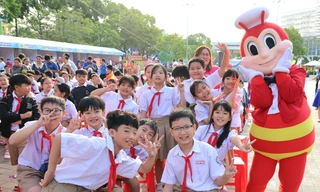 Thiếu nhi Cần Thơ vui Tết sum vầy