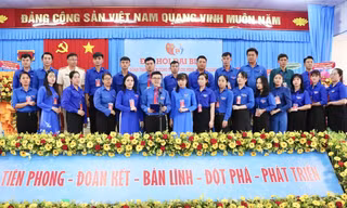 Đoàn xã đầu tiên ở Vĩnh Long mới tổ chức thành công đại hội