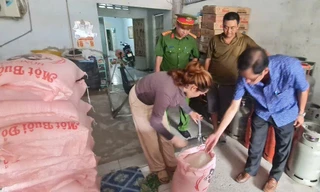 Phạt hơn 300 triệu đồng công ty sản xuất loại gạo ngâm nước tự nở như cơm