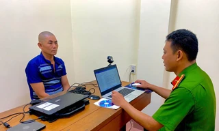 Bóp cổ người tình tử vong rồi đi đầu thú