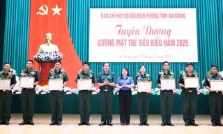 Tuyên dương 10 gương mặt trẻ tiêu biểu Bộ đội Biên phòng An Giang