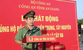 Công an An Giang phát động ủng hộ đồng bào bị lũ lụt