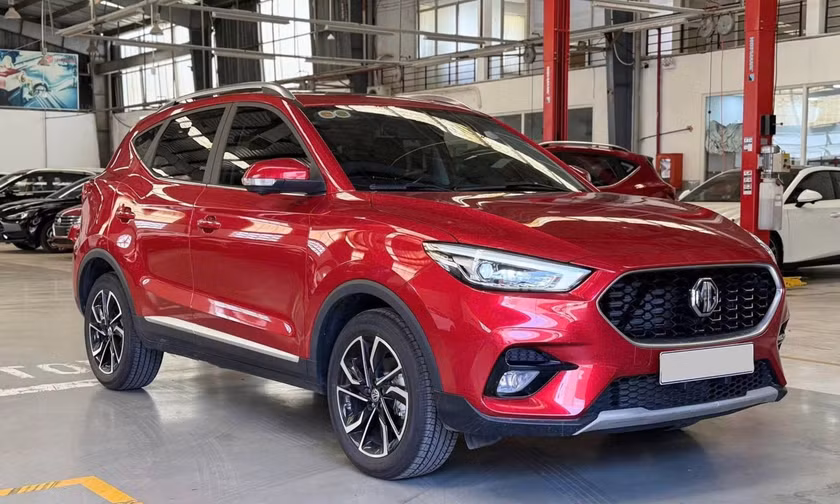 Nhiều SUV cỡ nhỏ đồng loạt giảm giá, có mẫu giảm hơn 300 triệu đồng