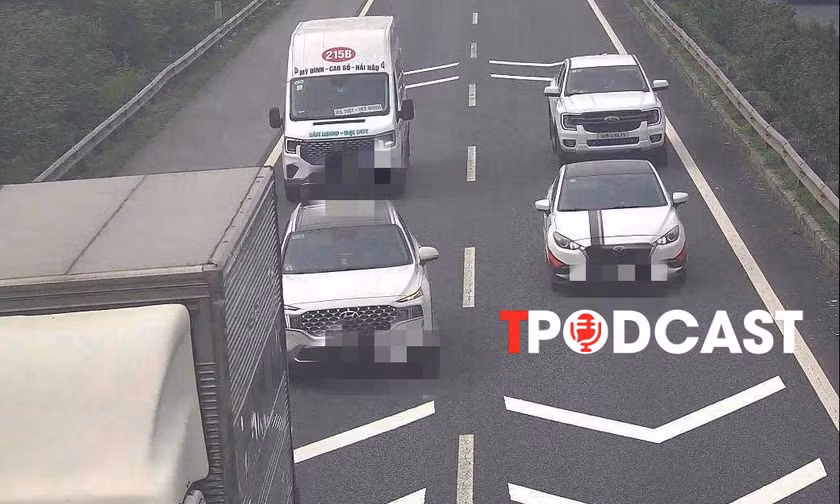 Có bị phạt khi giữ khoảng cách an toàn nhưng bị xe khác chen ngang?