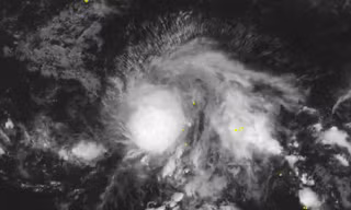 Bão Hagupit xuất hiện, Việt Nam có bị ảnh hưởng không?