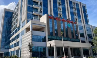 Bệnh viện Đa khoa Thường Tín tiếp nhận 42 người nghi ngộ độc khí clo