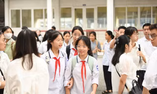 Bộ GD&ĐT sửa quy định về dạy thêm học thêm sau 9 tháng triển khai 