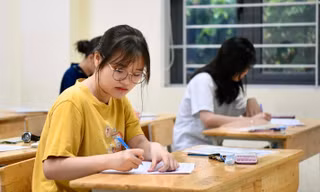 Bỏ hay giữ kỳ thi tuyển sinh vào lớp 10?