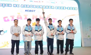 Dấu ấn sáng tạo của học sinh tiểu học tại Chung kết Vô địch KC aiRoboMaker 