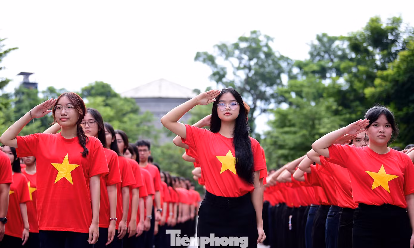 tp-xuantung-chaoco-toiyeutoquoctoi-hanoi9.jpg