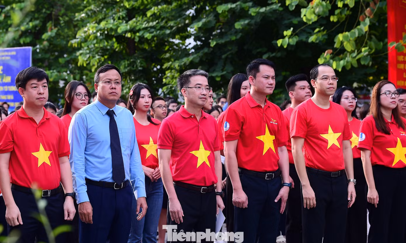 tp-xuantung-chaoco-toiyeutoquoctoi-hanoi28.jpg