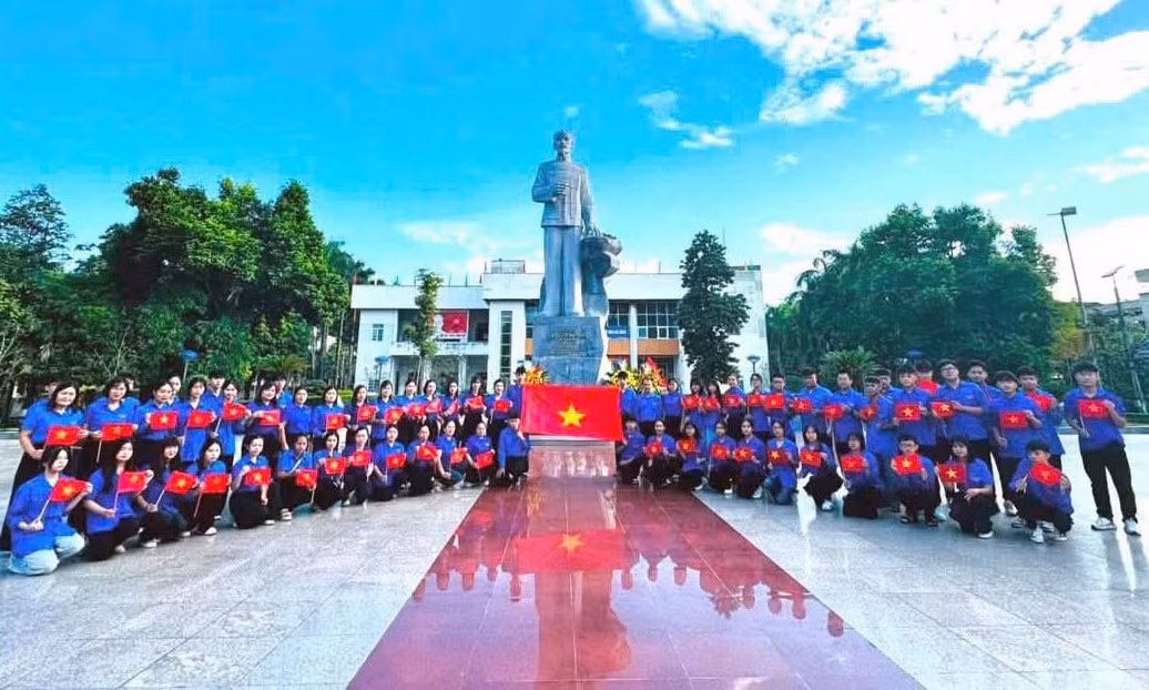 tienphong-chaoco-toiyeutoquoctoi14.jpg