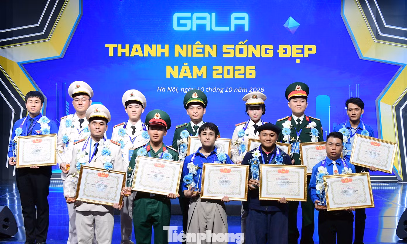 tp_thanhniensongdep-traogiai16.jpg