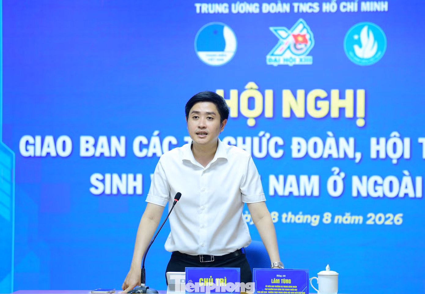 tp-hoinghi-bancansudoan4.jpg