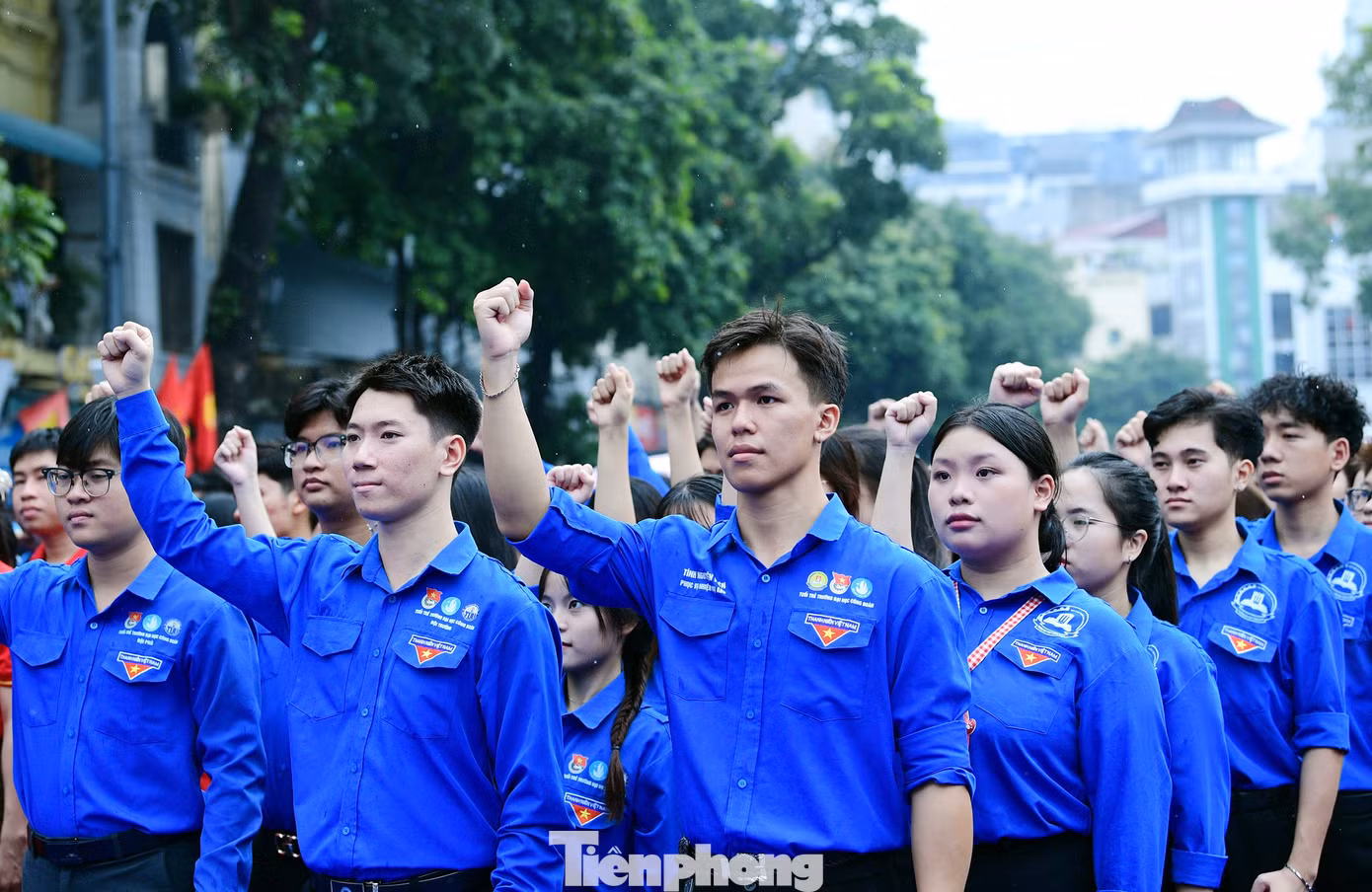 tp_toiyeutoquoctoi-hanoi10.jpg