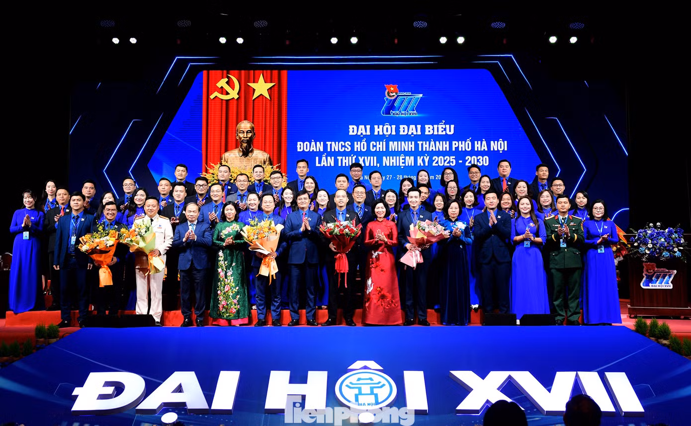tp-daihoidoan-hannoi-trongthe33.jpg