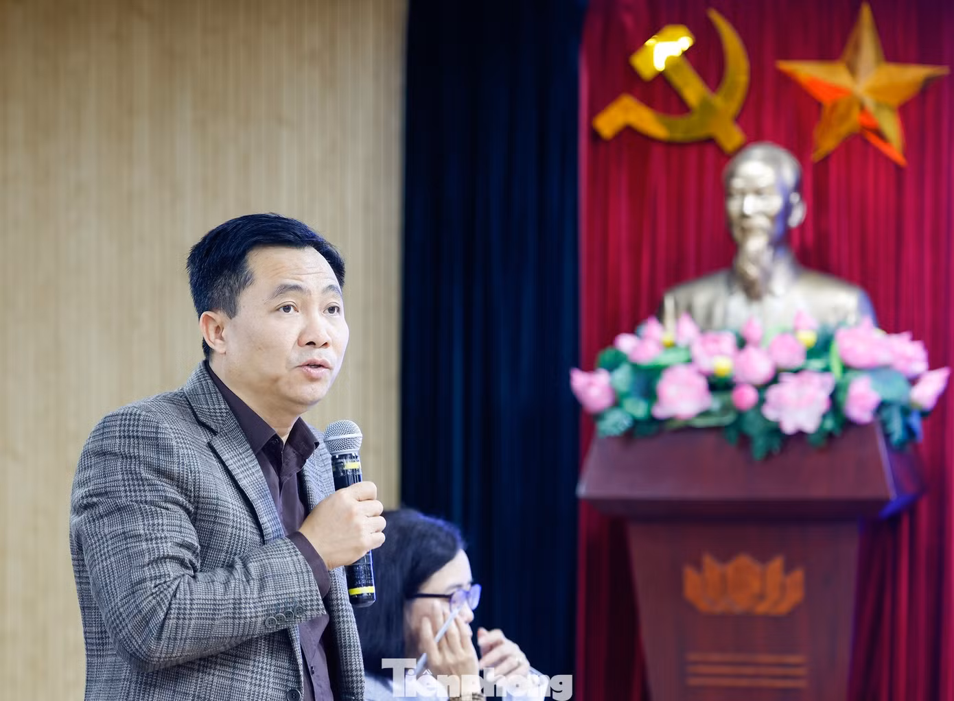 tp-hophoidong-decu7.jpg