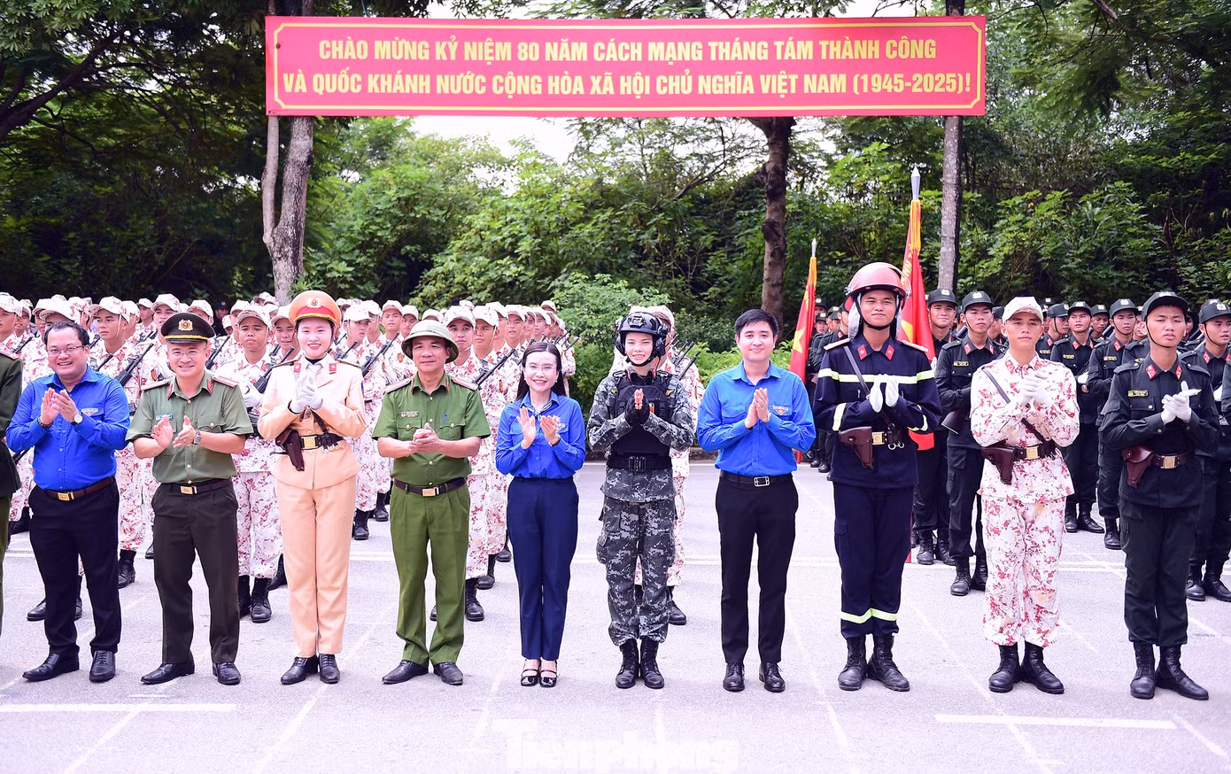 tp-xuantung-a80-bithu-nguyenphamduytrang33.jpg