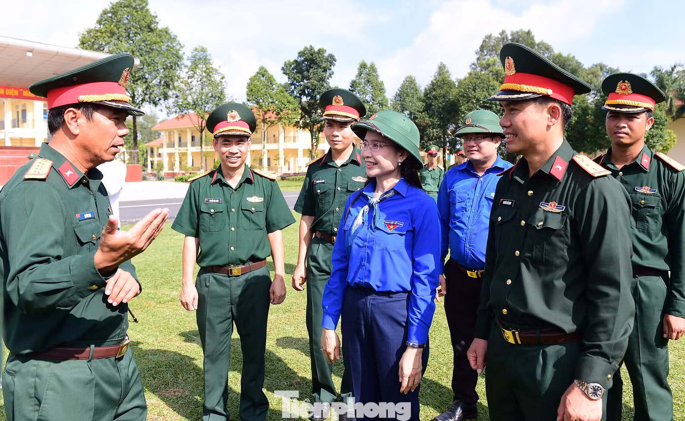 tp-xuantung-a80-bithu-nguyenphamduytrang6.jpg