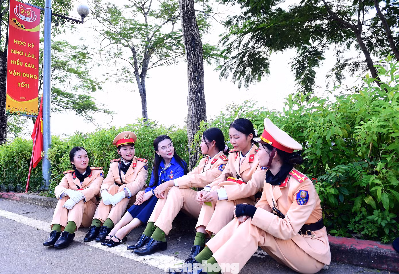 tp-xuantung-a80-bithu-nguyenphamduytrang22.jpg