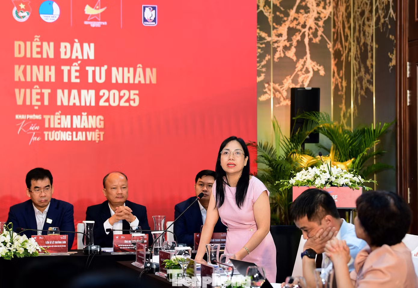tp-diendan-kinhtetunhan-phaply11.jpg