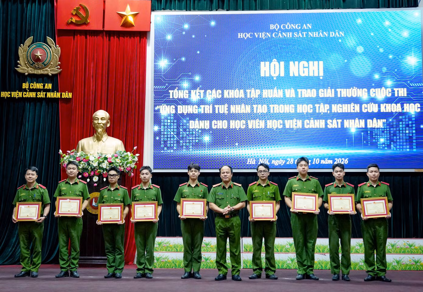 tienphong-hocvien-canhsat2.jpg