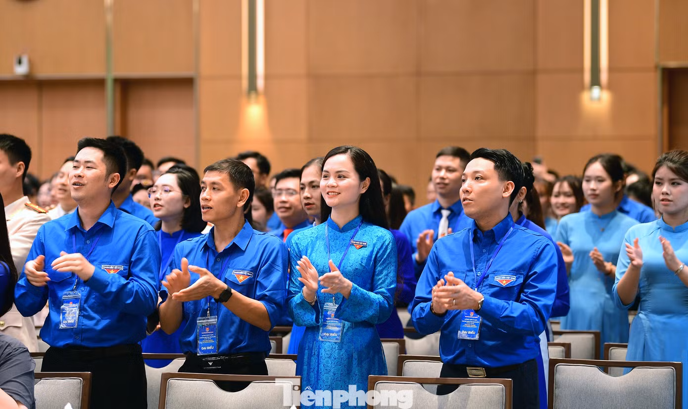 tp-thutuong-vannghe-thanhnien9.jpg