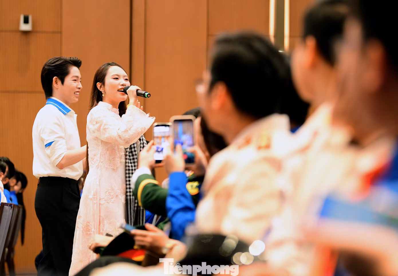 tp-thutuong-vannghe-thanhnien18.jpg