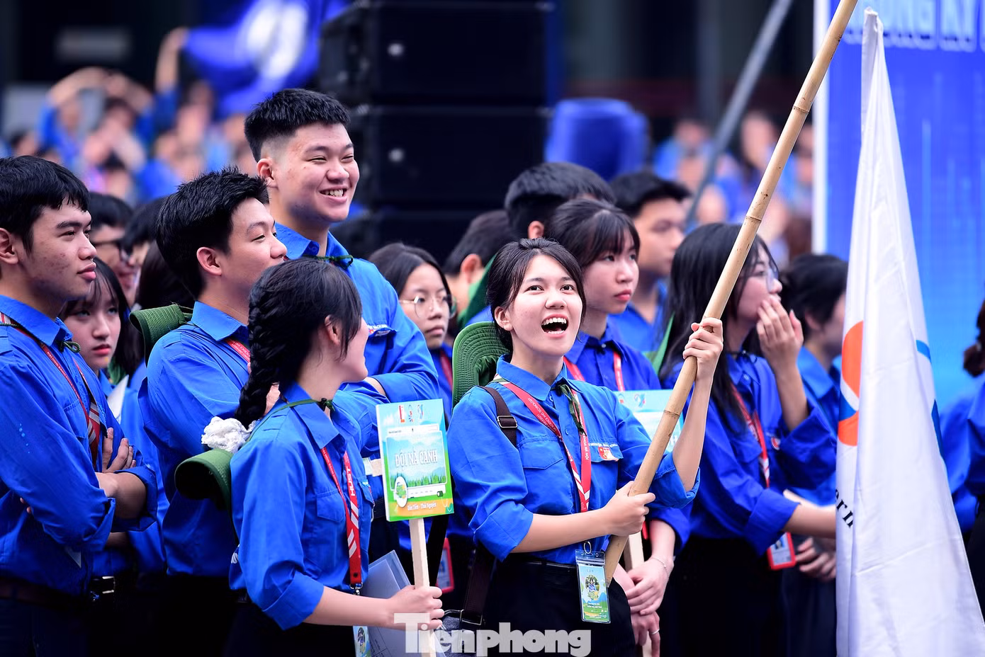 tp-sinhvientinhnguyen-muahexanh-hanoi21.jpg