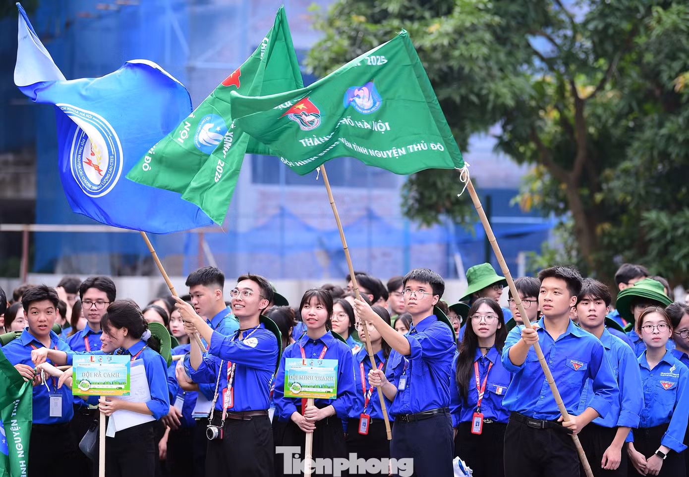 tp-sinhvientinhnguyen-muahexanh-hanoi16.jpg