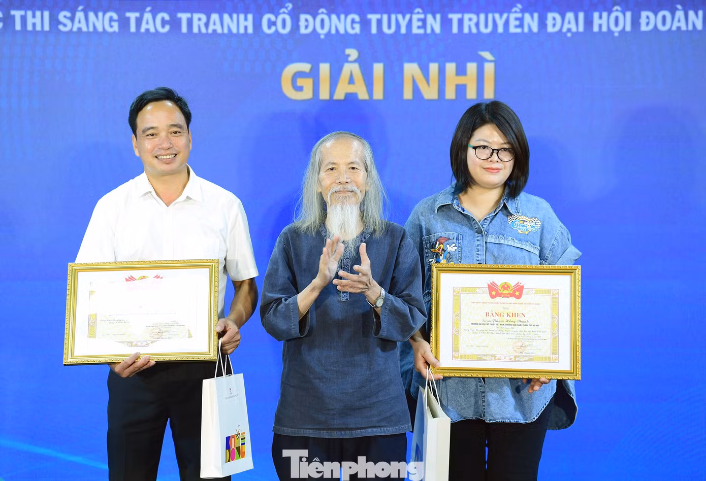 tp-traogiai-tranhcodong-daihoidoan7.jpg