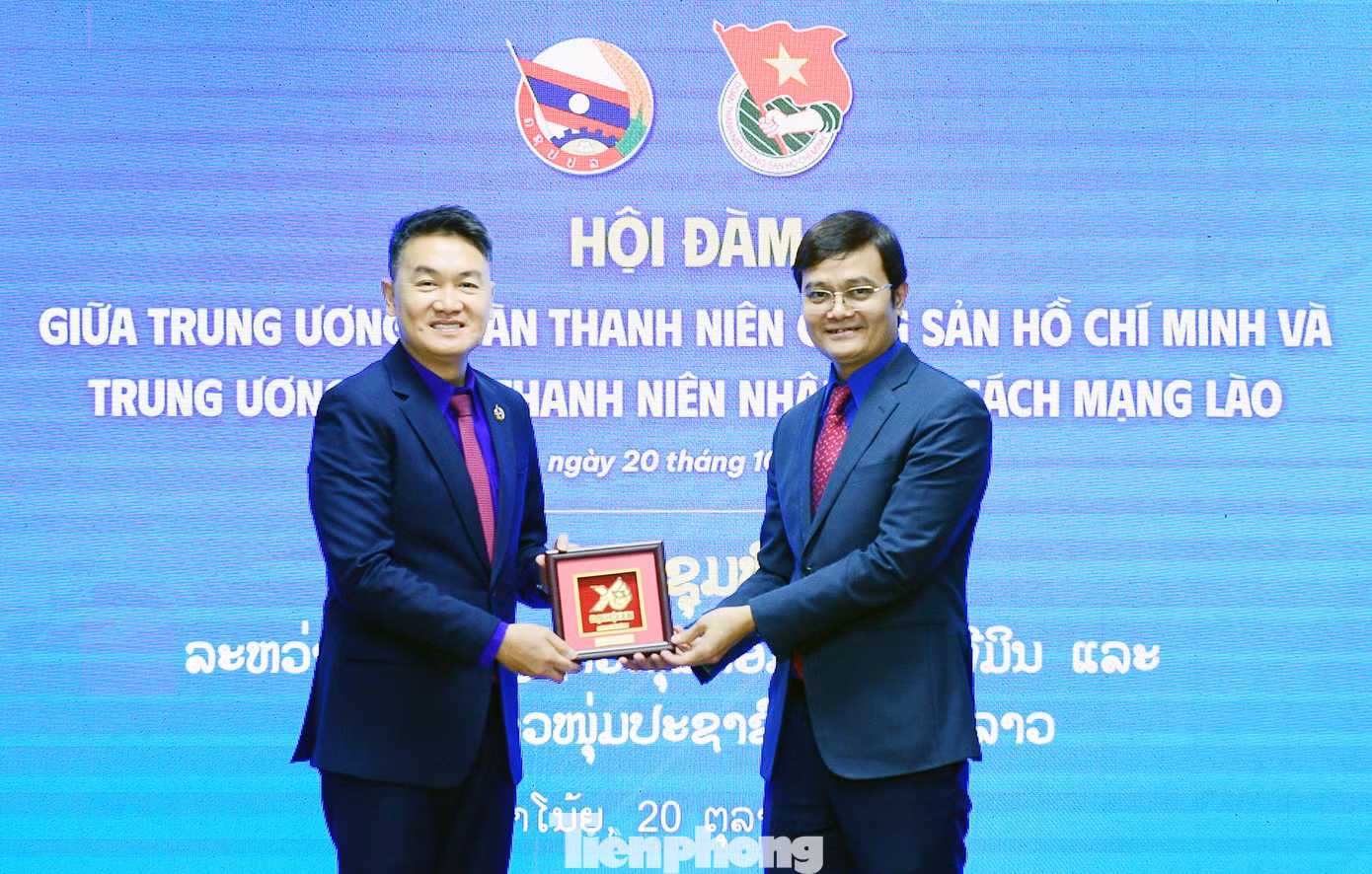 tp_viet-lao.jpg
