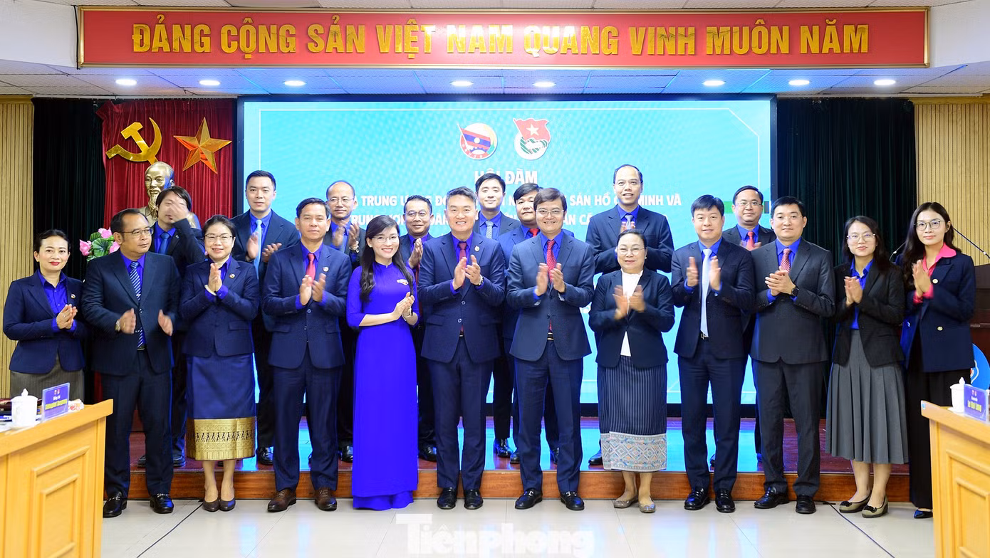 tp_viet-lao2.jpg