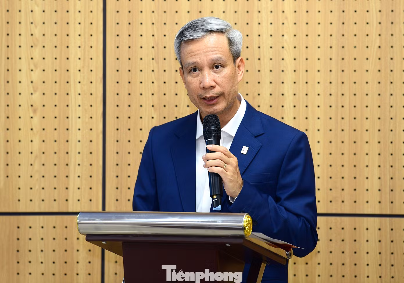 tp_viet-lao-daihocbachkhoa2.jpg
