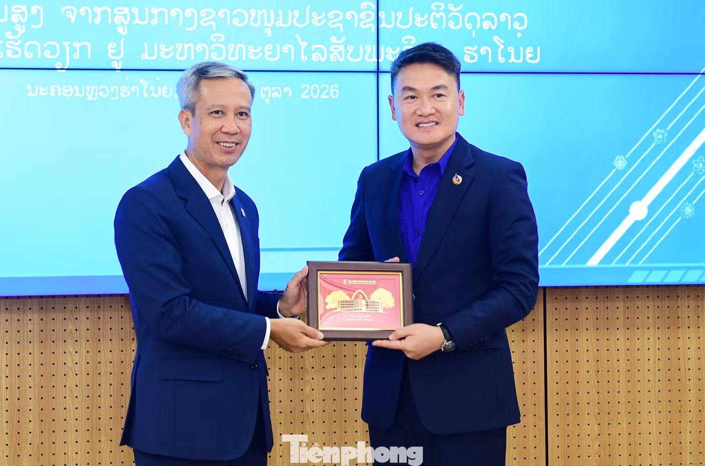 tp_viet-lao-daihocbachkhoa4.jpg