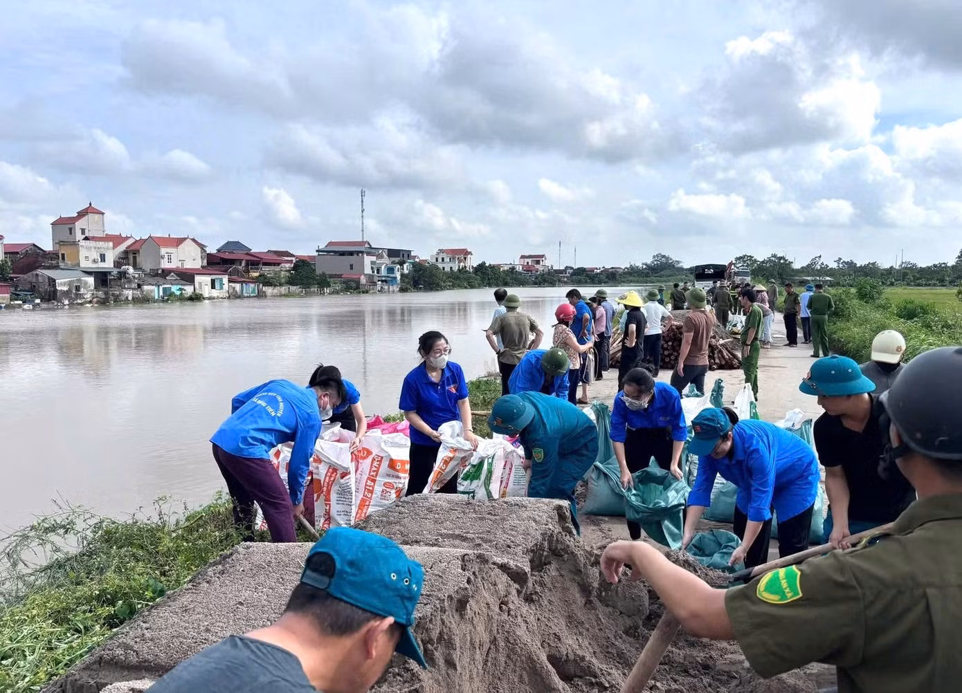 tienphong-hanoi-thanhnien5.jpg