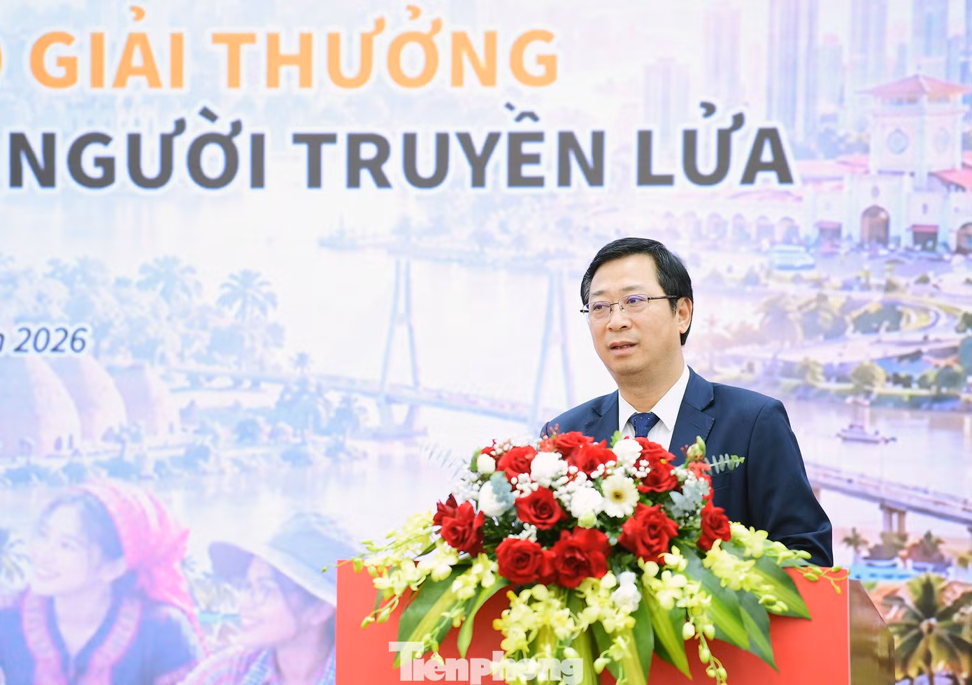 tp_giaithuong-nguoitruyenlua2.jpg