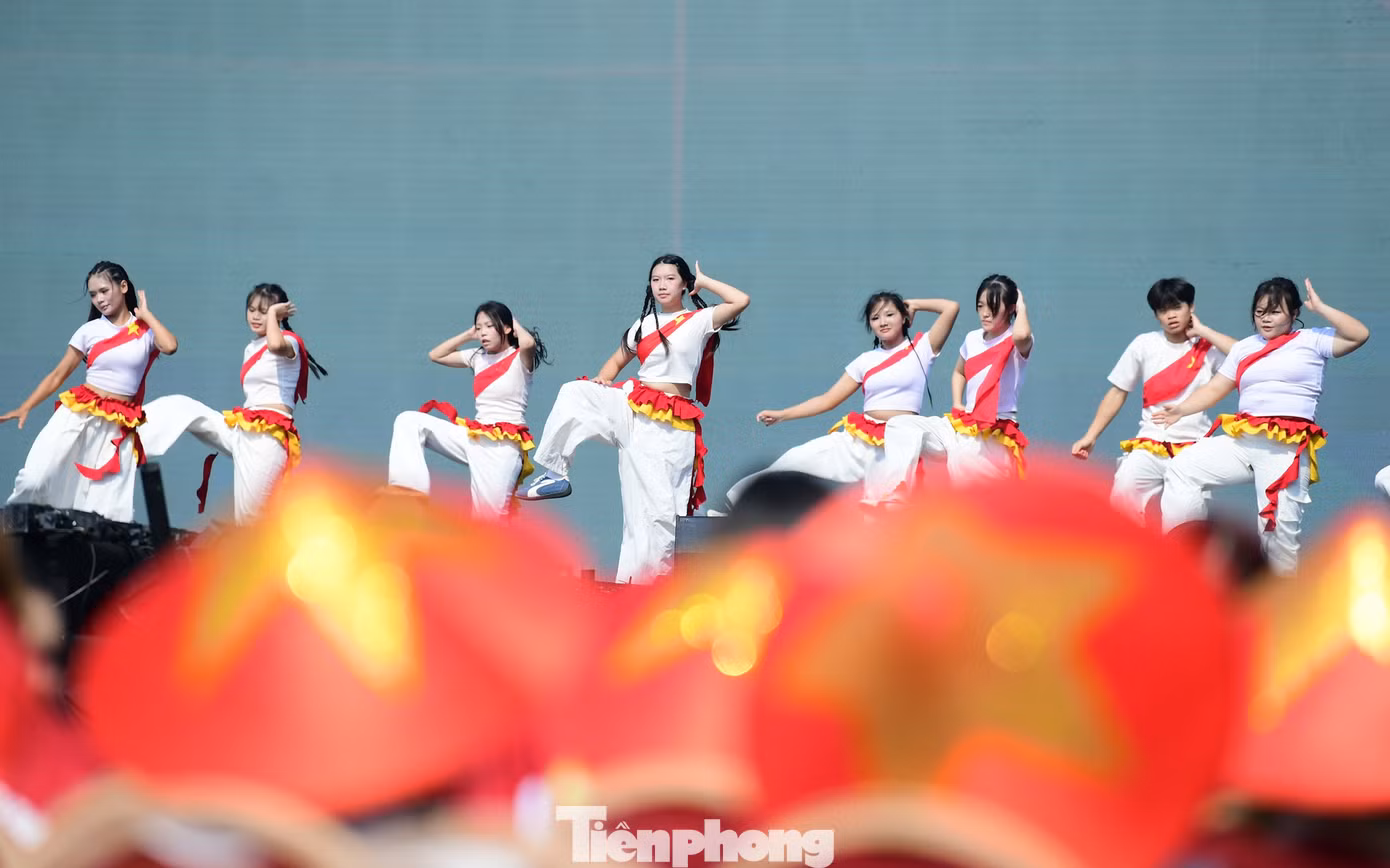 tp_nhomnhay22.jpg