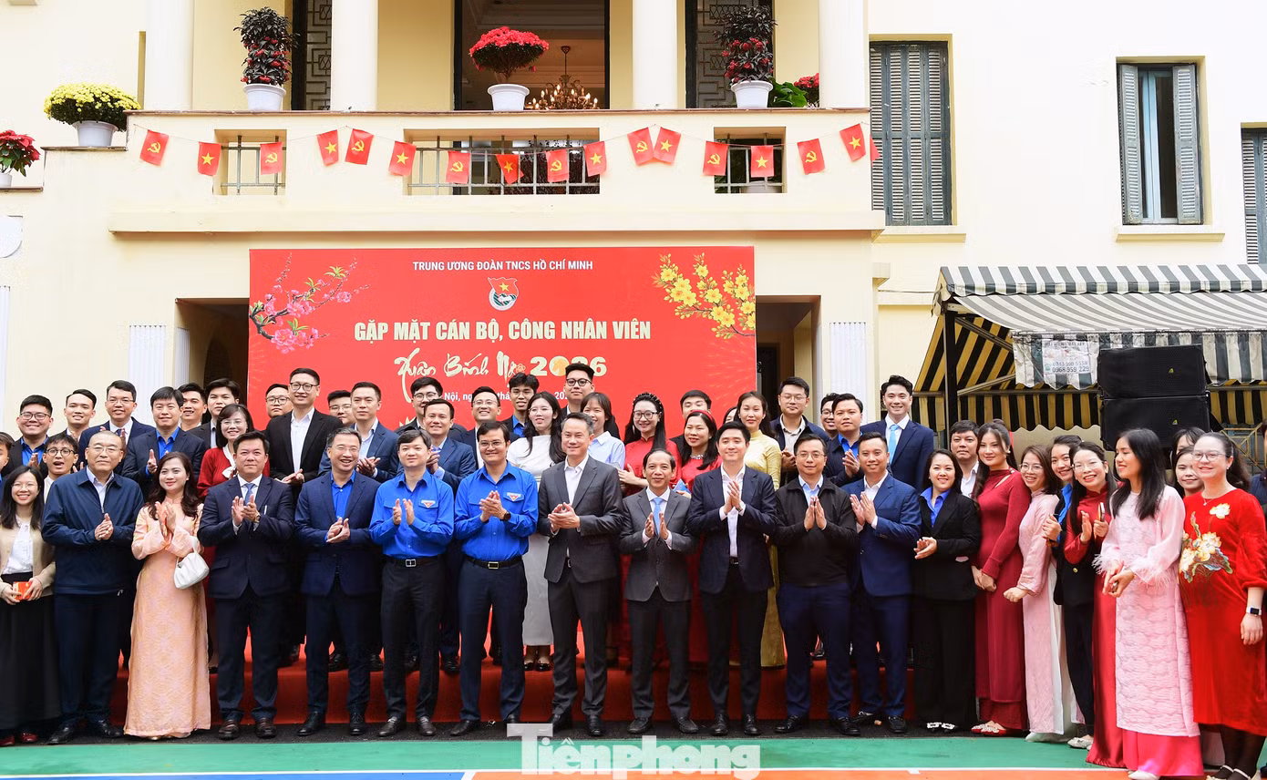 tp-doanthanhnien-xuanbinhngo6.jpg