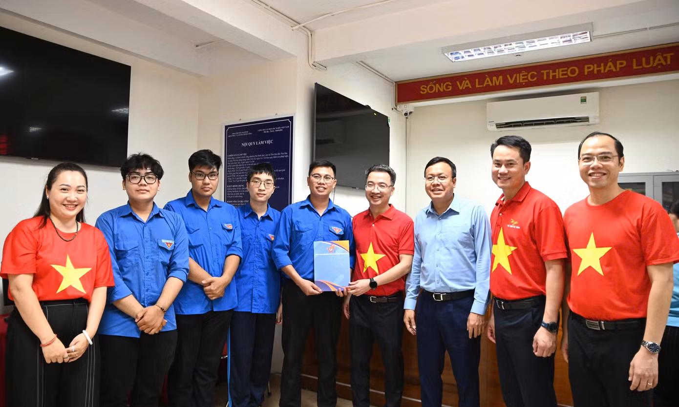 chaoco-toquoc2.jpg