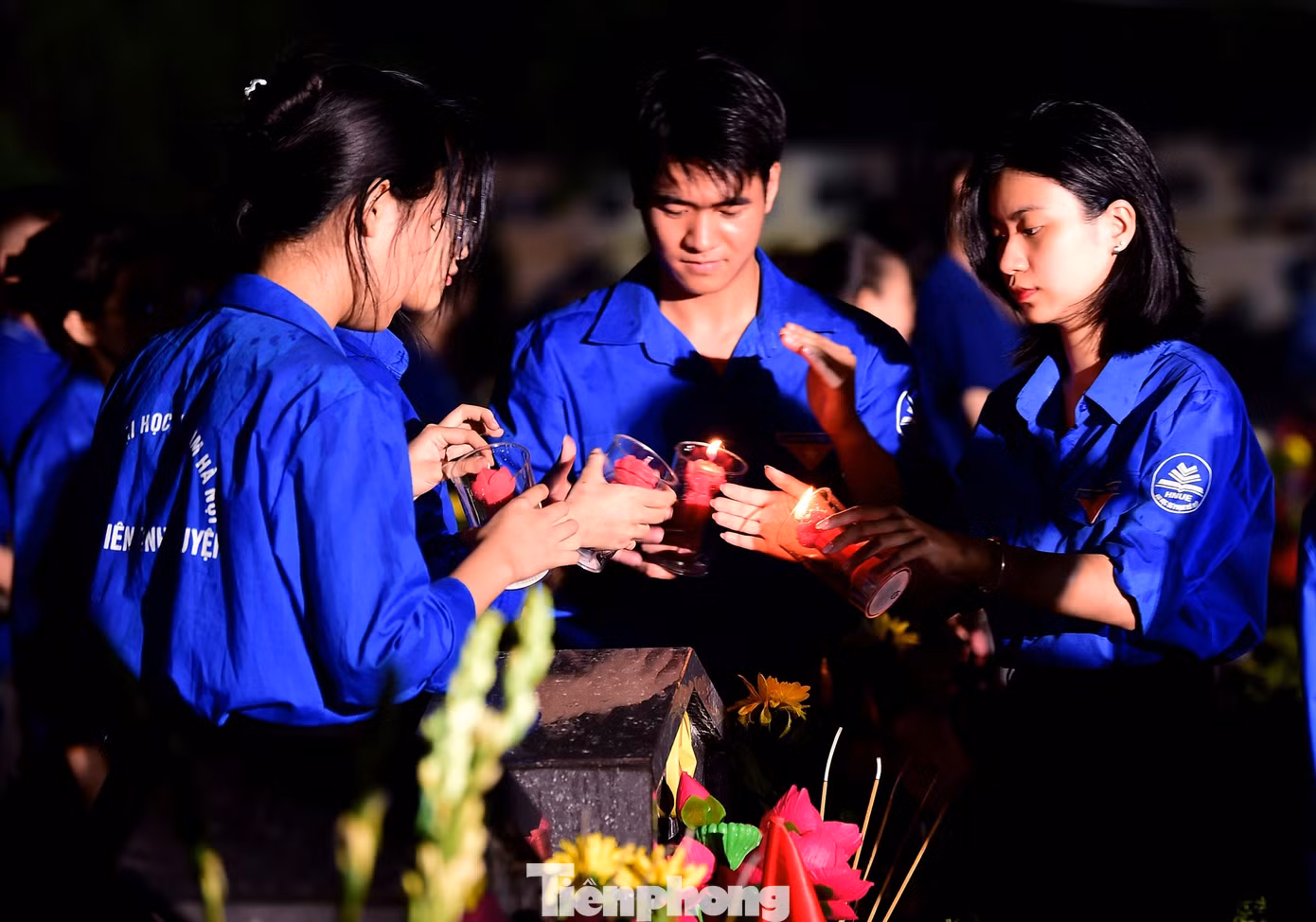tp-xuantung-thapnen-hanoi17.jpg