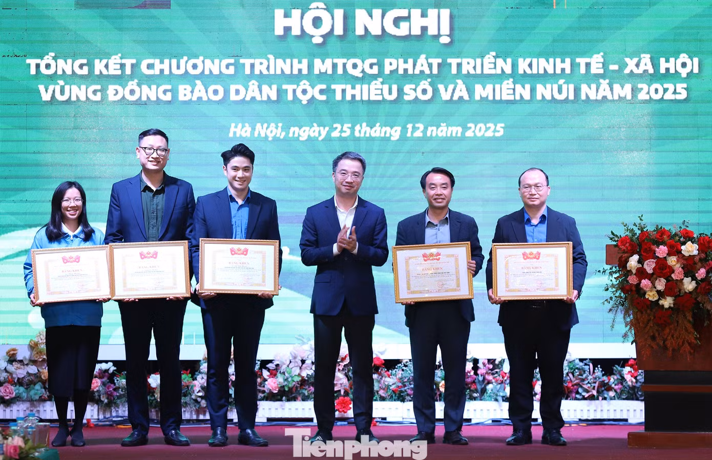 tp-hoinghi-tongket9.jpg