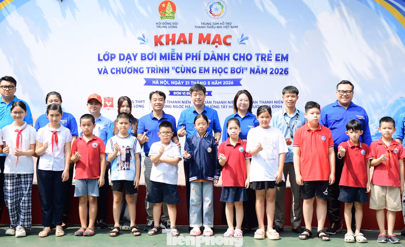tp-khaimac-lopdayboi10.jpg