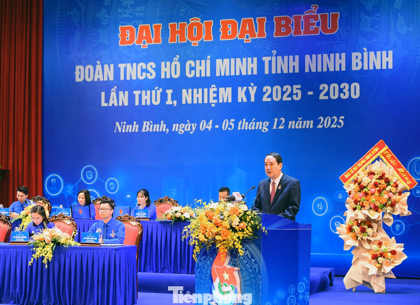 tp-daihoidoan-ninhbinh-lanhdao7.jpg