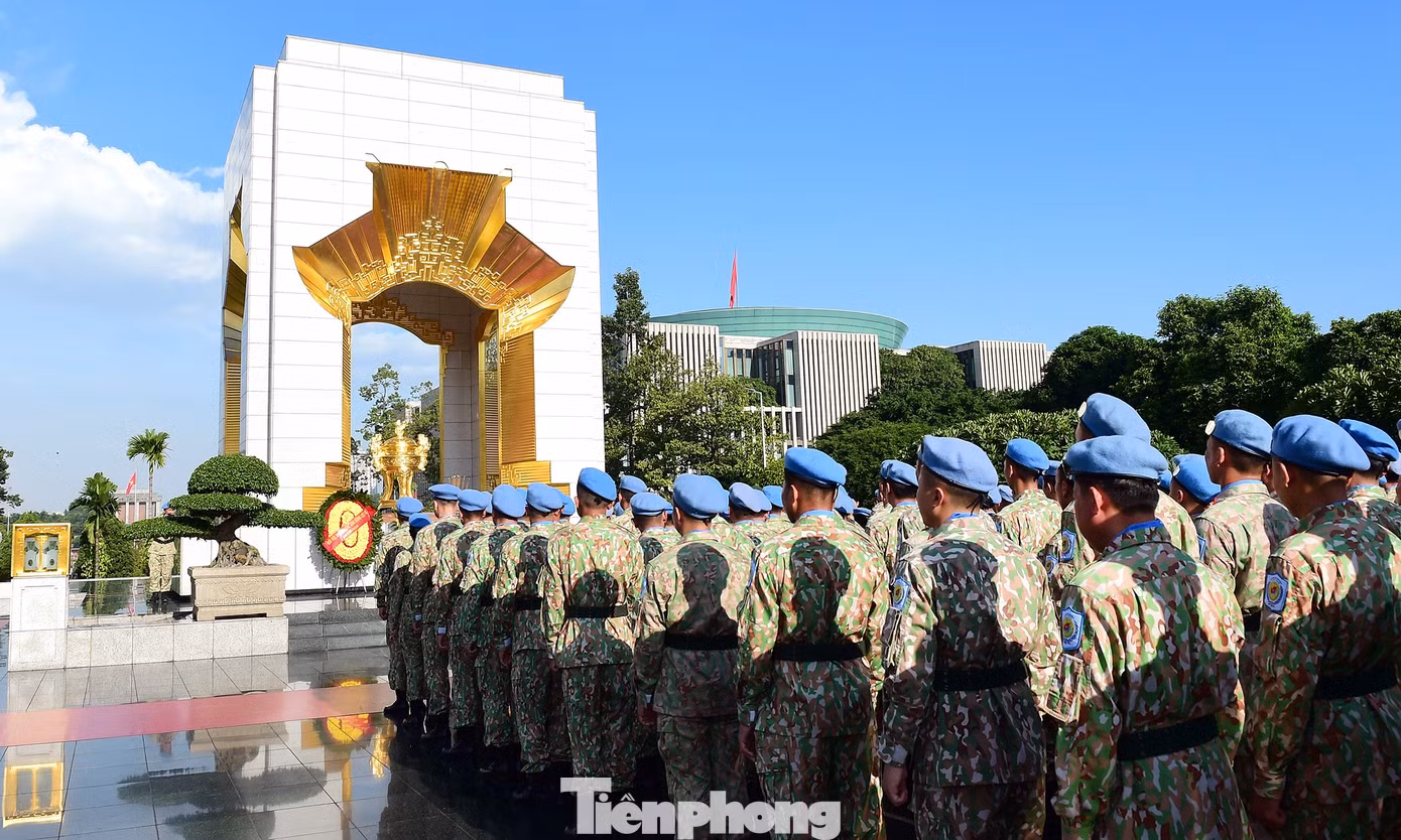 tp-doicongbinh-gingiuhoabinh27.jpg