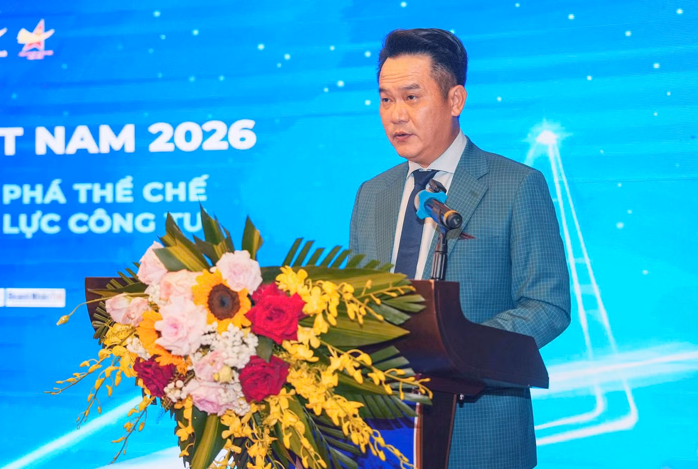 tienphong-diendankinhtetunhan3.jpg