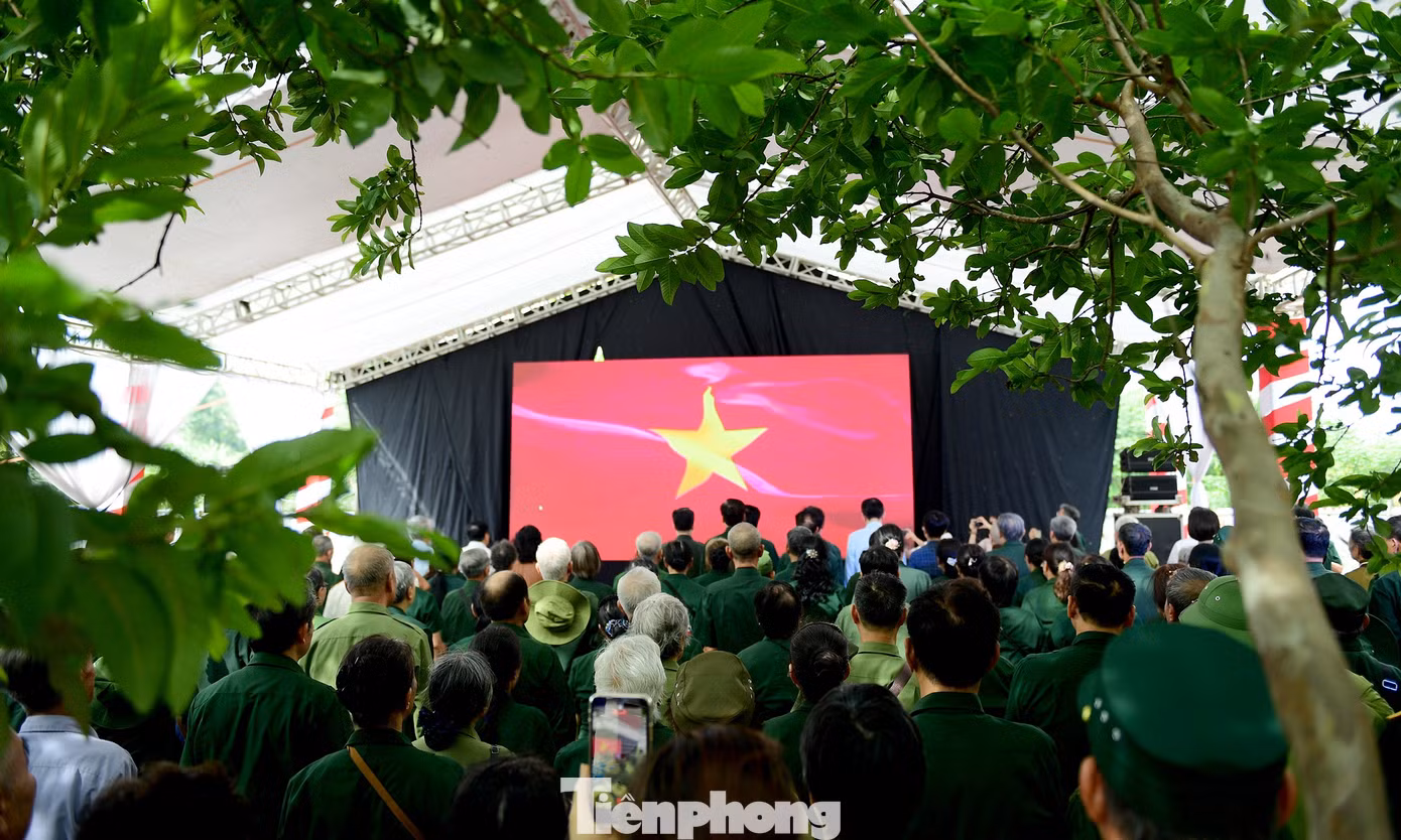 tp-thanhnienxungphong-hanoi6.jpg